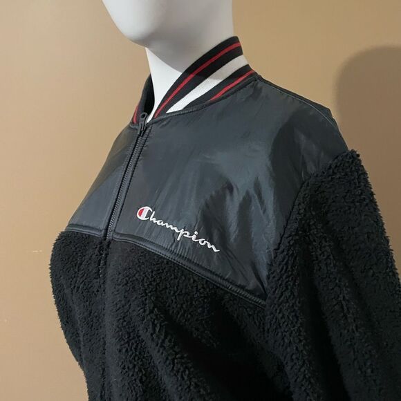 Champion Sherpa Jacket  - Picture 3 of 7